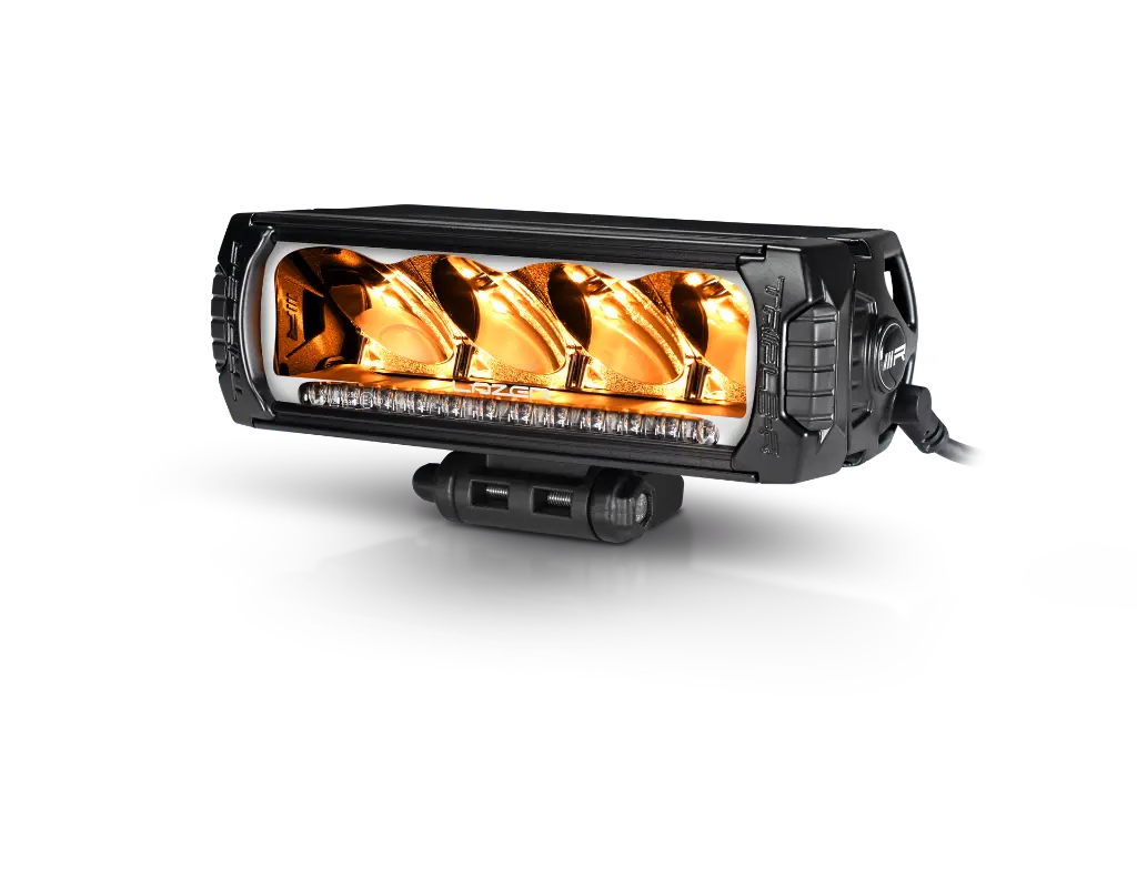 Triple-R 750 Beacon_Angled_Amber PL_PNG.webp