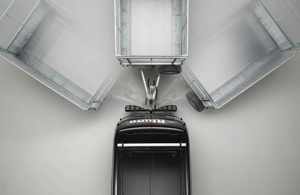 Ford Transit Custom - TowStep Duo Black - Ghost.webp